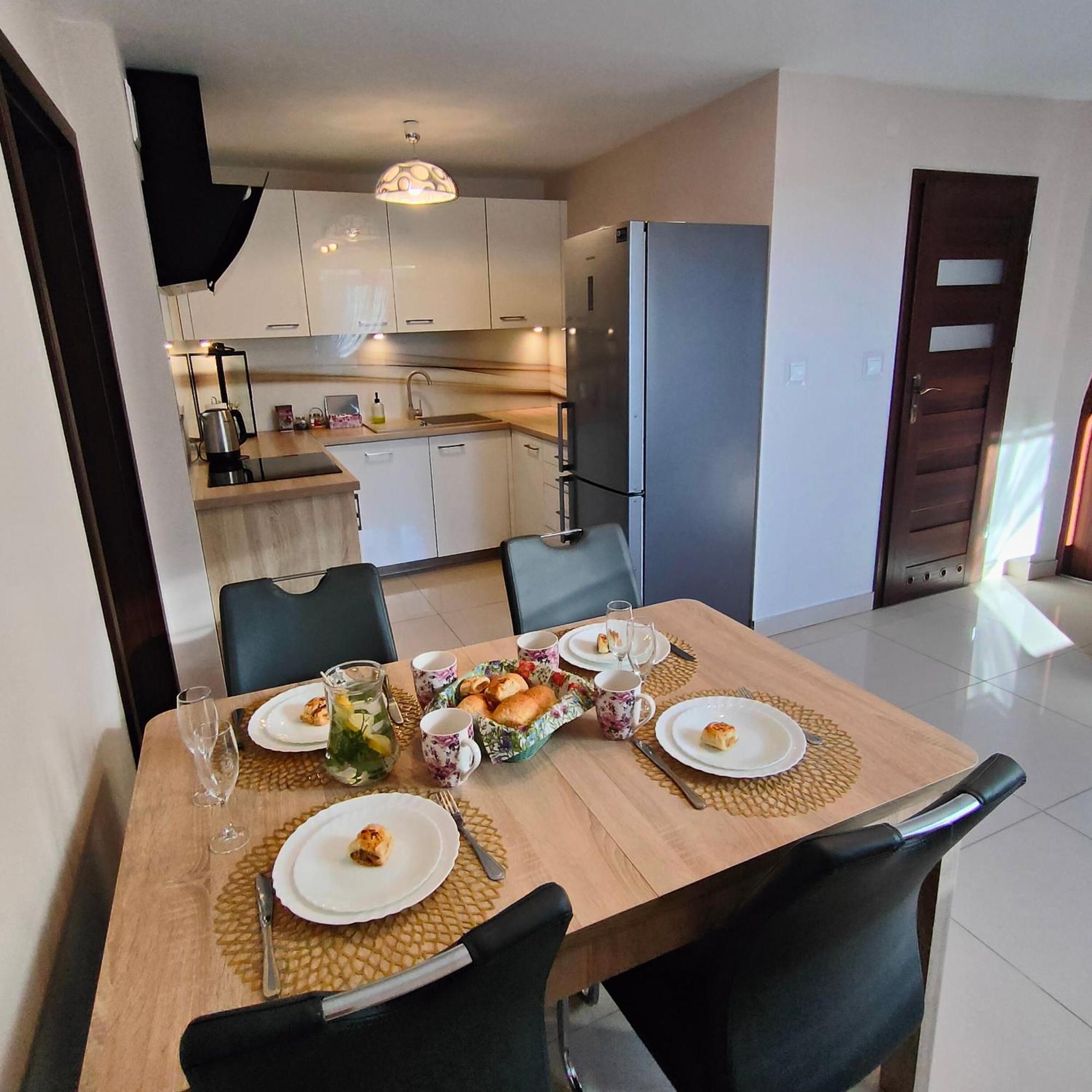Apartamenty U Maksa Krzywcza Esterno foto